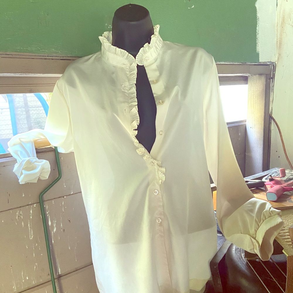 Vintage ruffle high neck blouse